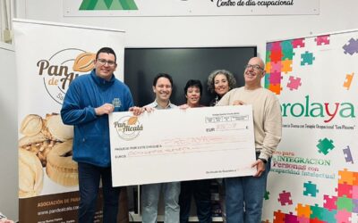 La Asociación Panaderos de Alcalá nos hace entrega de un donativo de 860 €